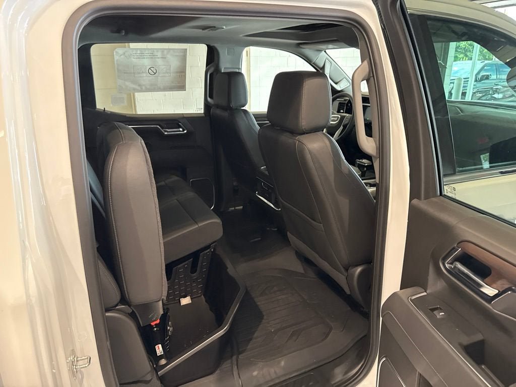 New 2026 GMC Sierra 1500 SLT w/ SLT Premium Plus Package AWD/4WD image 16