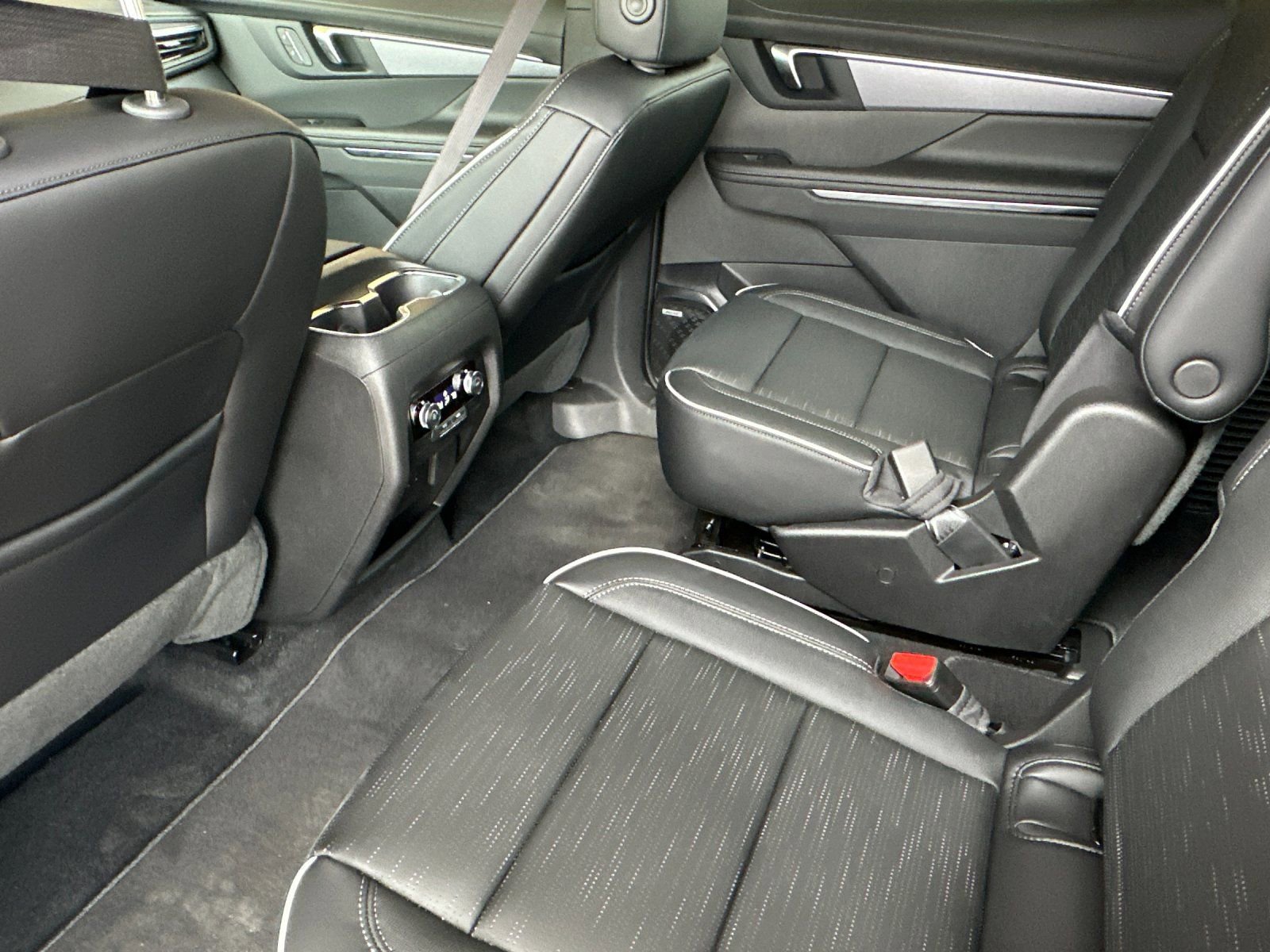 New 2026 Buick Enclave Sport Touring w/ Power Package FWD image 12