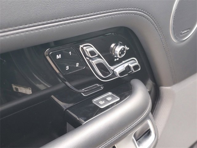 Used 2022 Land Rover Range Rover Westminster Edition image 19