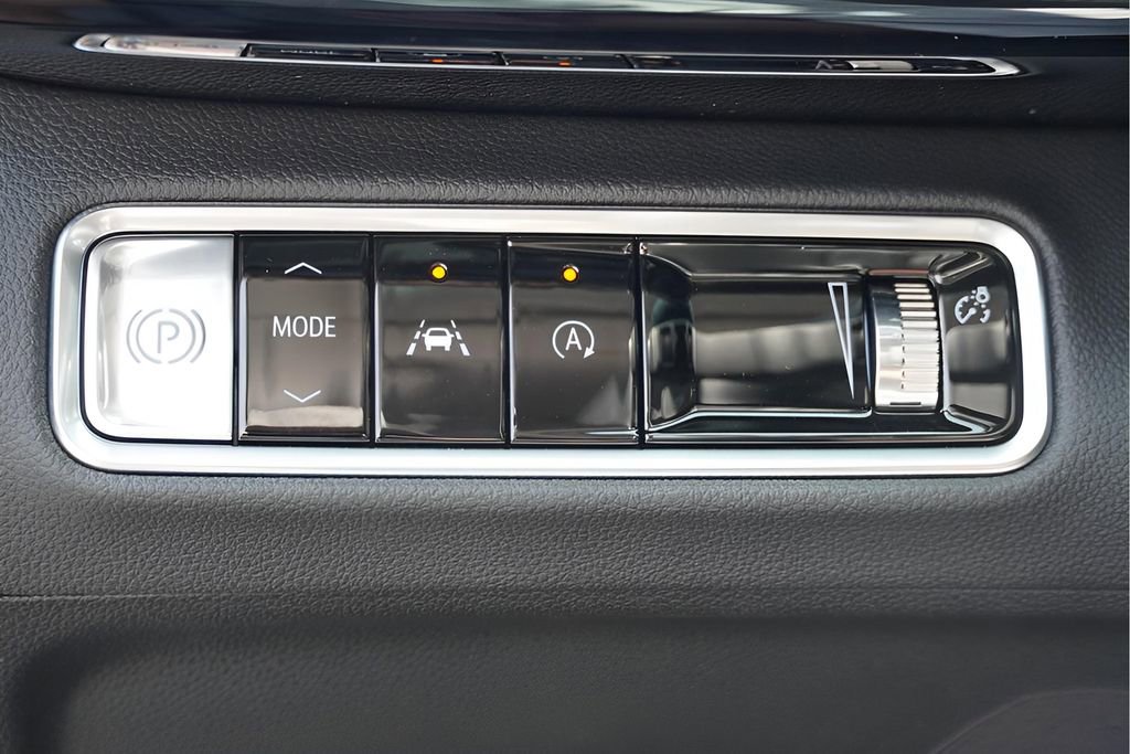 New 2026 Buick Envision Sport Touring image 17