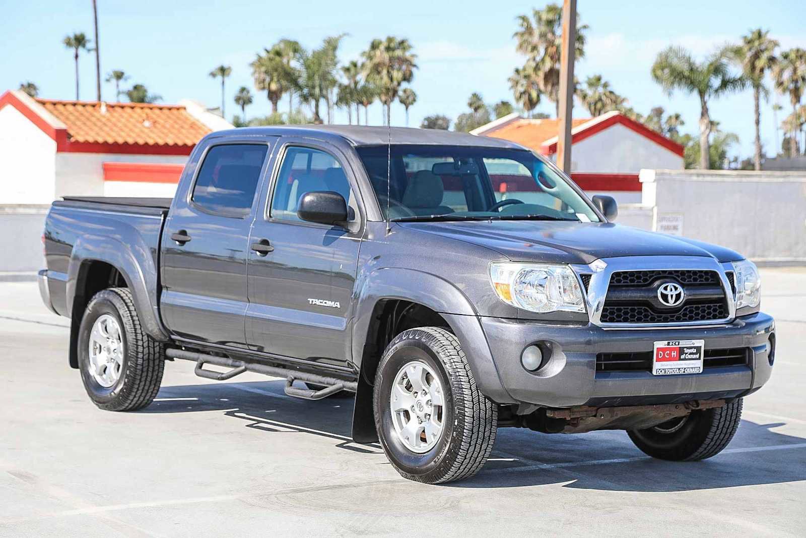 Used 2011 Toyota Tacoma PreRunner w/ SR5 Pkg #2 RWD image 4