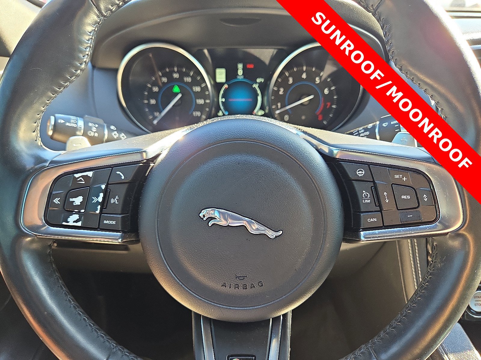 Used 2017 Jaguar F-PACE S image 24