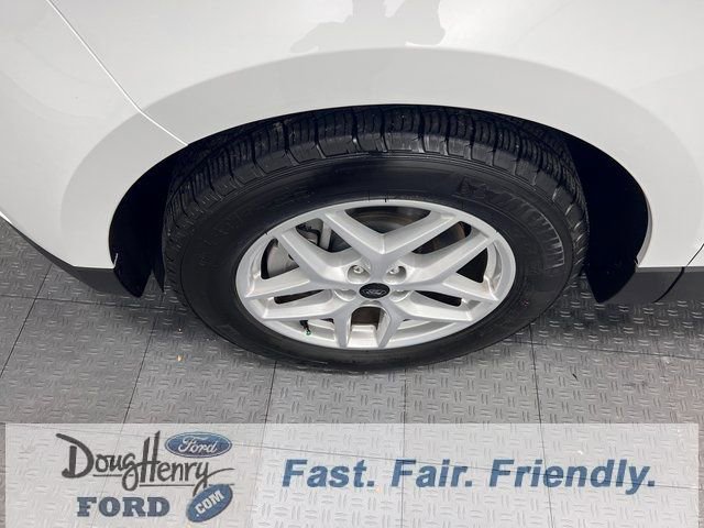 Used 2024 Ford Edge SEL image 16