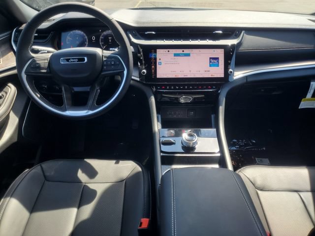 New 2026 Jeep Grand Cherokee Limited AWD/4WD image 16