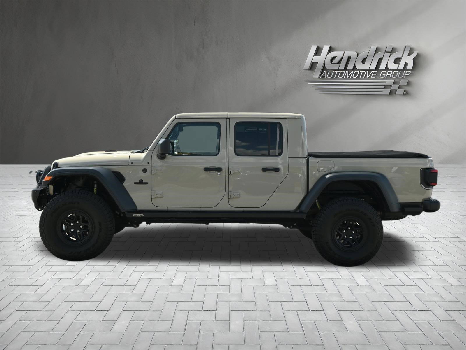 Used 2020 Jeep Gladiator Rubicon AWD/4WD image 7