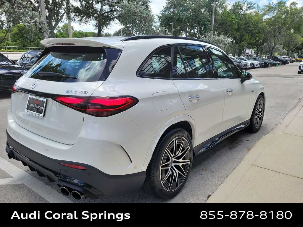 Used 2025 Mercedes-Benz GLC 43 AMG 4MATIC image 8