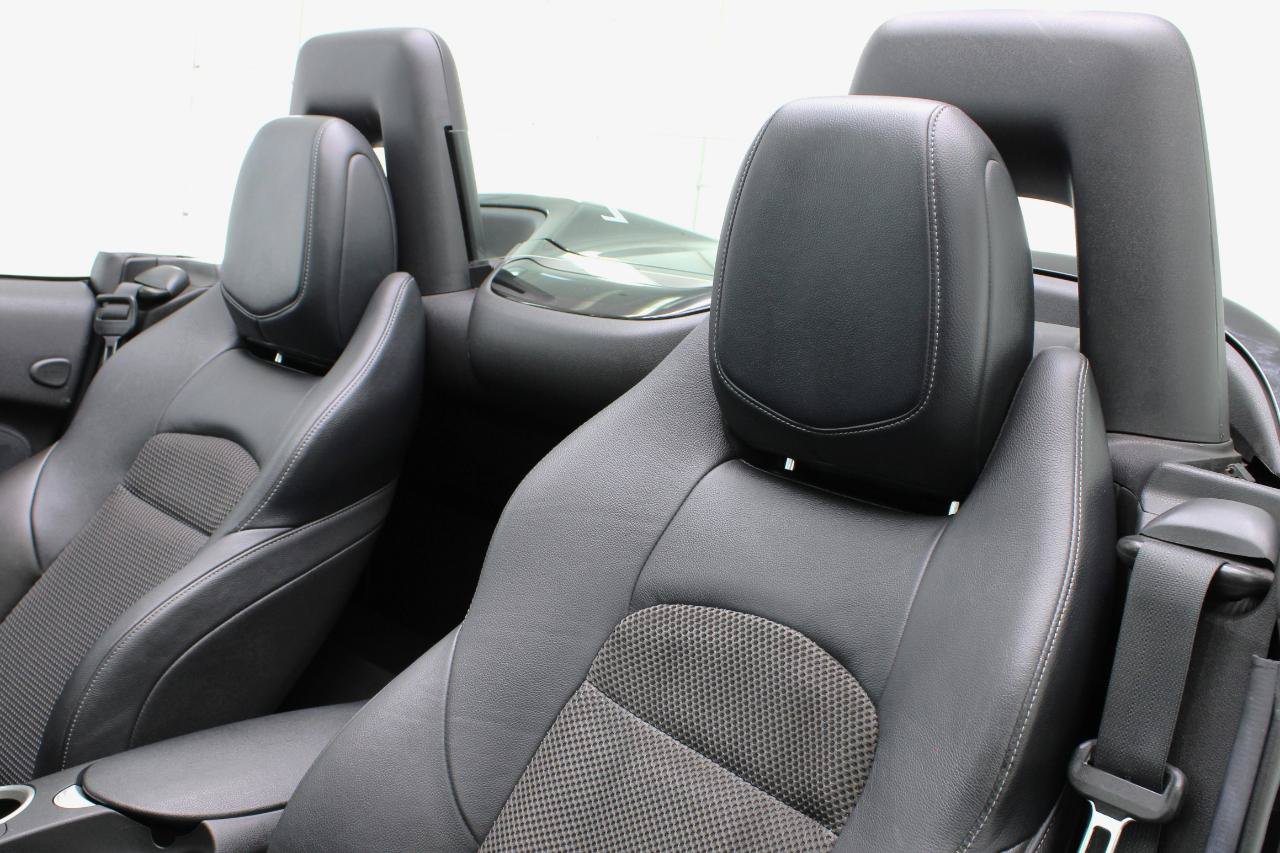 Used 2010 Nissan 370Z Touring w/ Sport Pkg RWD image 42