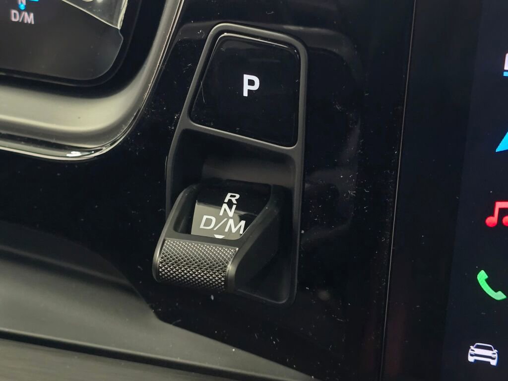 New 2026 Porsche Cayenne GTS image 17