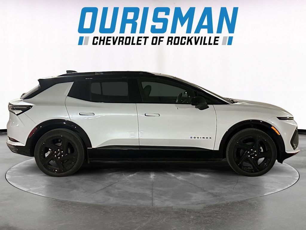 New 2026 Chevrolet Equinox EV RS image 7