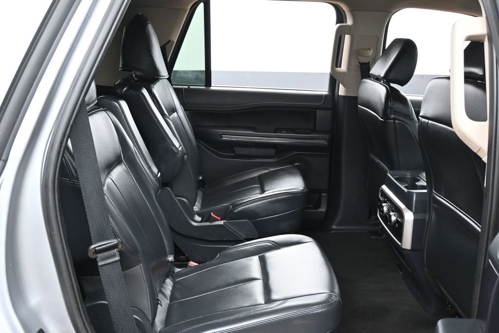 Used 2024 Ford Expedition XLT AWD/4WD image 35
