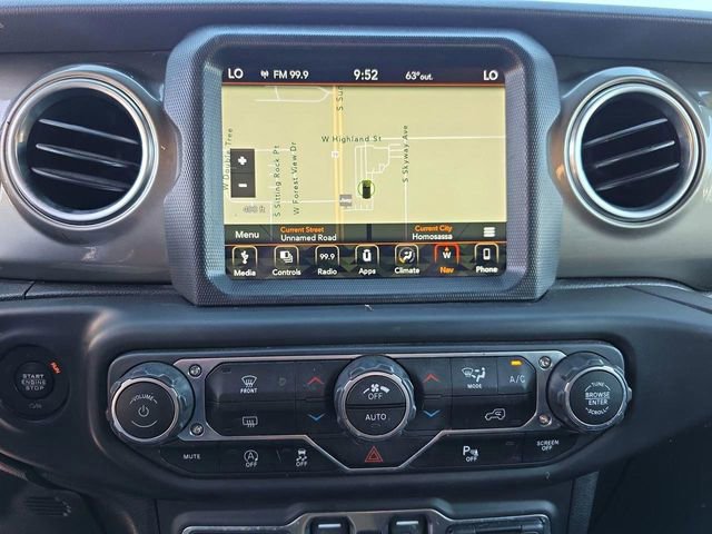 Used 2018 Jeep Wrangler Unlimited Sahara image 27