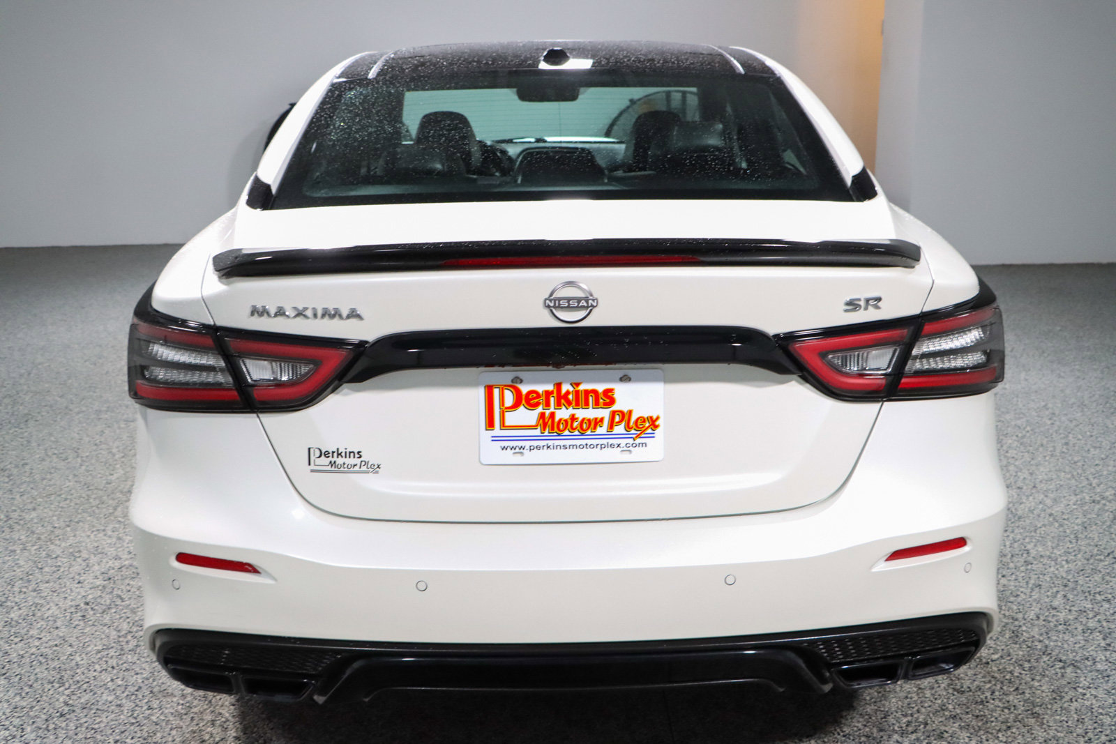 Used 2023 Nissan Maxima SR w/ Sport Mat Group FWD image 8