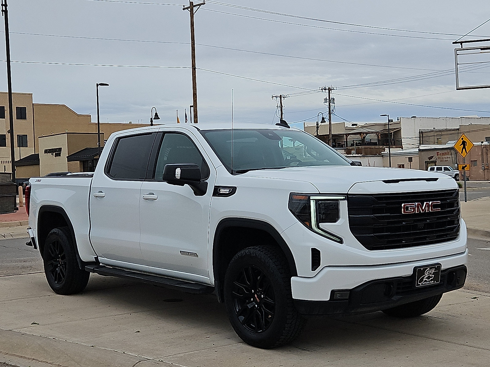 Used 2023 GMC Sierra 1500 Elevation w/ Elevation Premium Package AWD/4WD image 6