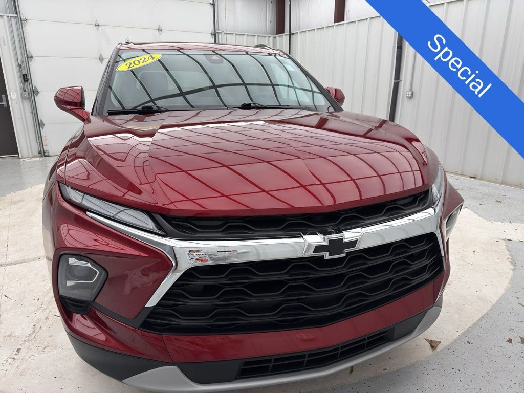 Used 2024 Chevrolet Blazer LT w/ Convenience Package image 2