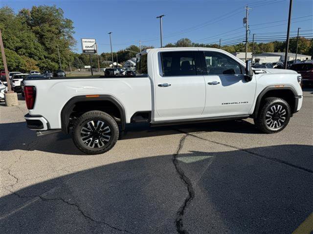 New 2026 GMC Sierra 2500 Denali Ultimate w/ Snow Plow Prep/Camper Package image 8