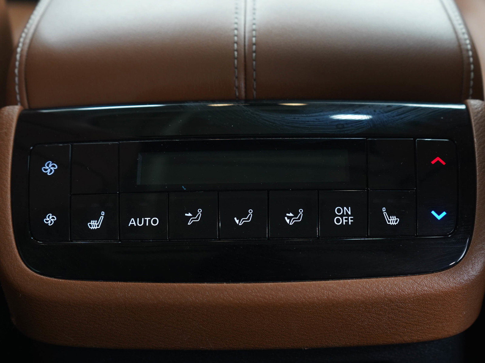 Used 2024 INFINITI QX60 Sensory image 14