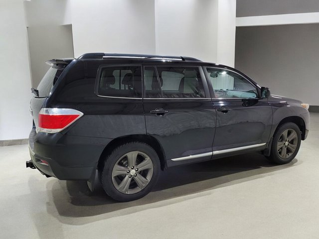 Used 2012 Toyota Highlander 4WD image 22