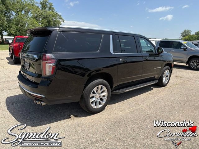 Used 2023 Chevrolet Suburban Premier AWD/4WD image 4