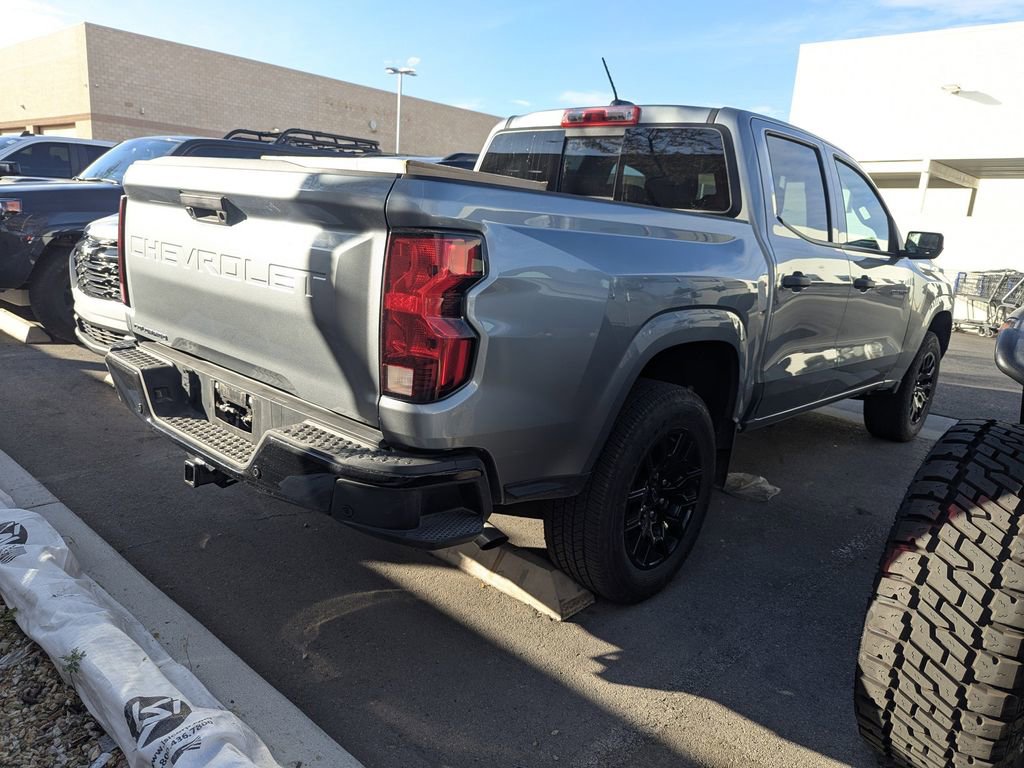 Used 2025 Chevrolet Colorado W/T w/ WT Custom Package image 4