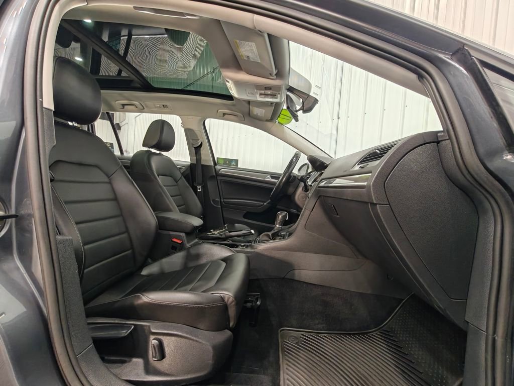 Used 2017 Volkswagen Golf Alltrack SEL AWD/4WD image 23