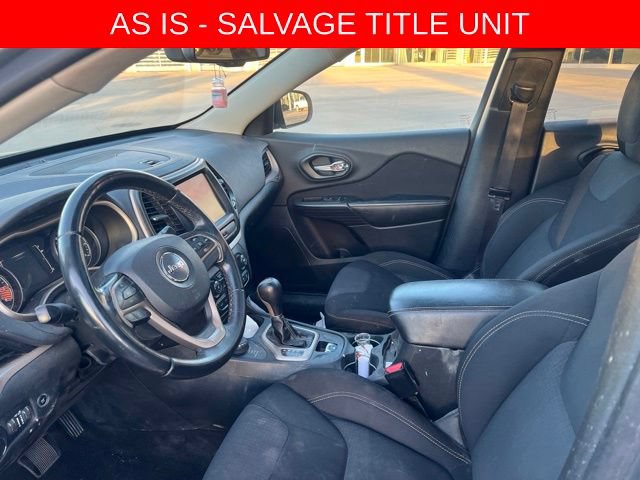 Used 2015 Jeep Cherokee Latitude w/ Comfort/Convenience Group AWD/4WD image 18