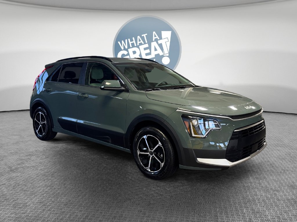 Used 2024 Kia Niro EX