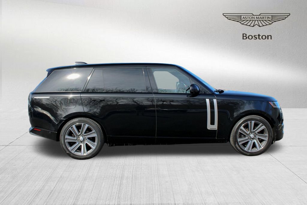 Used 2023 Land Rover Range Rover Long Wheelbase Autobiography image 6