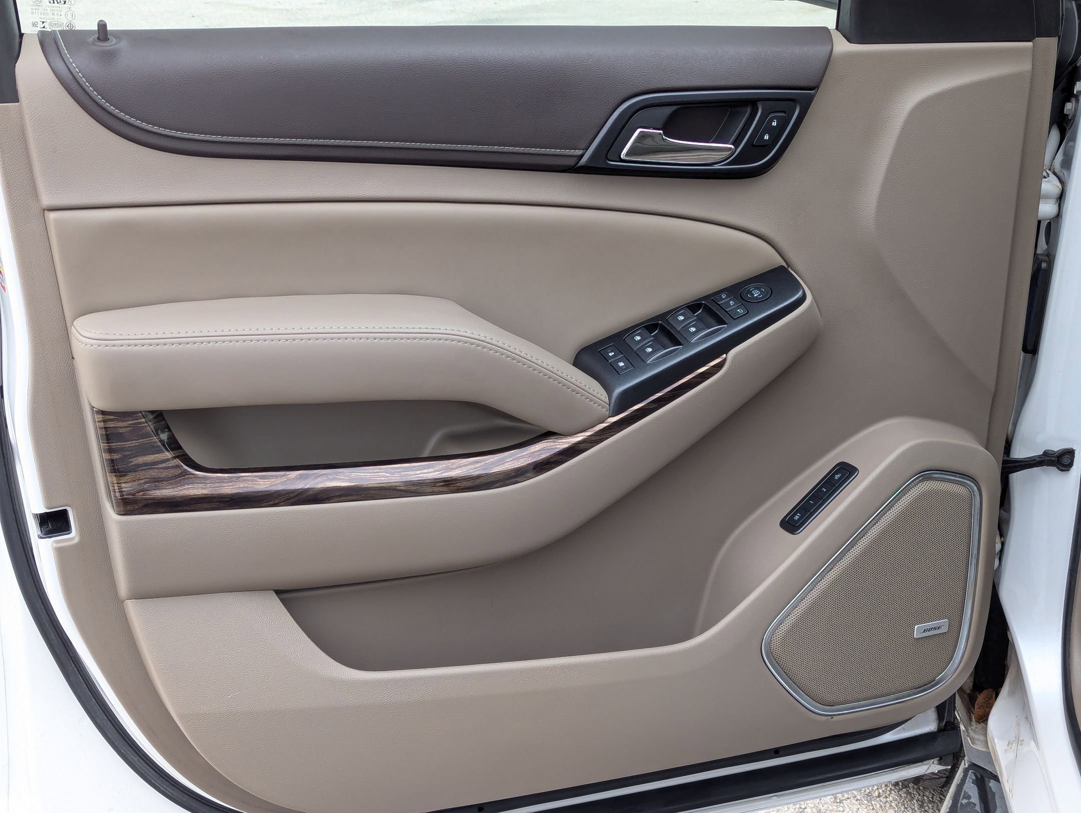 Used 2016 GMC Yukon SLT w/ Open Road Package image 10