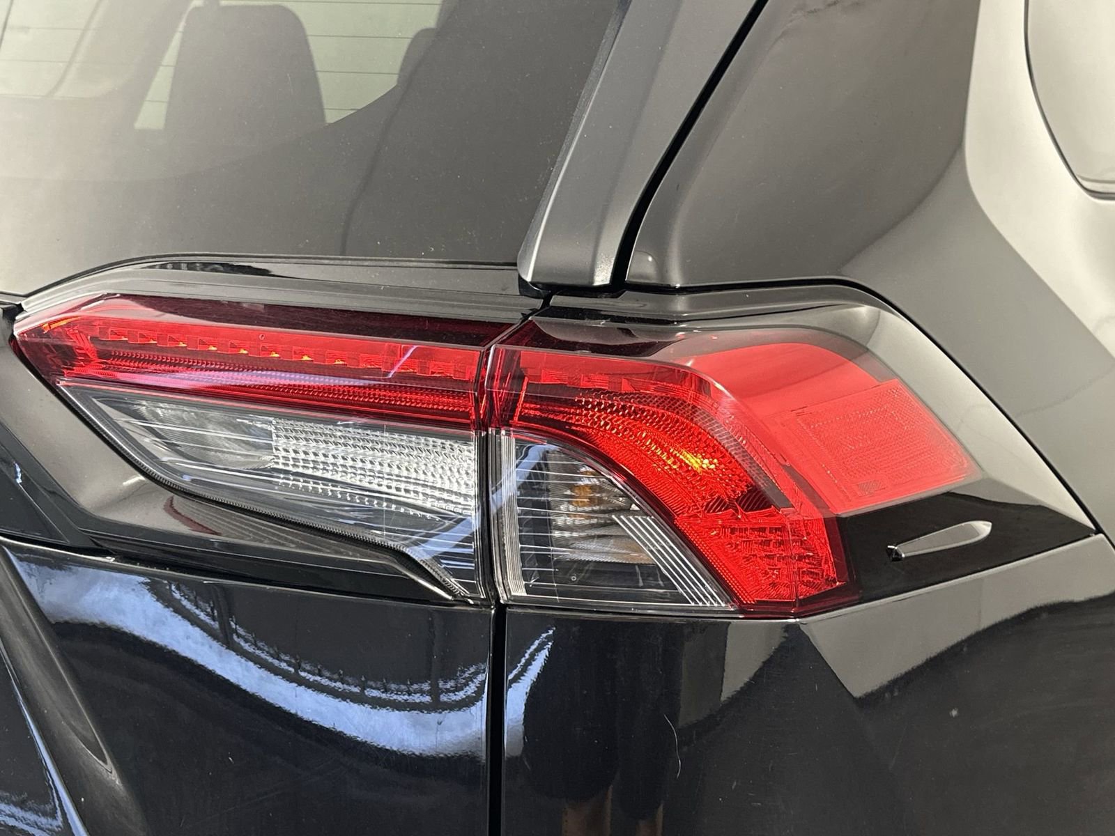 Used 2024 Toyota RAV4 LE FWD image 25