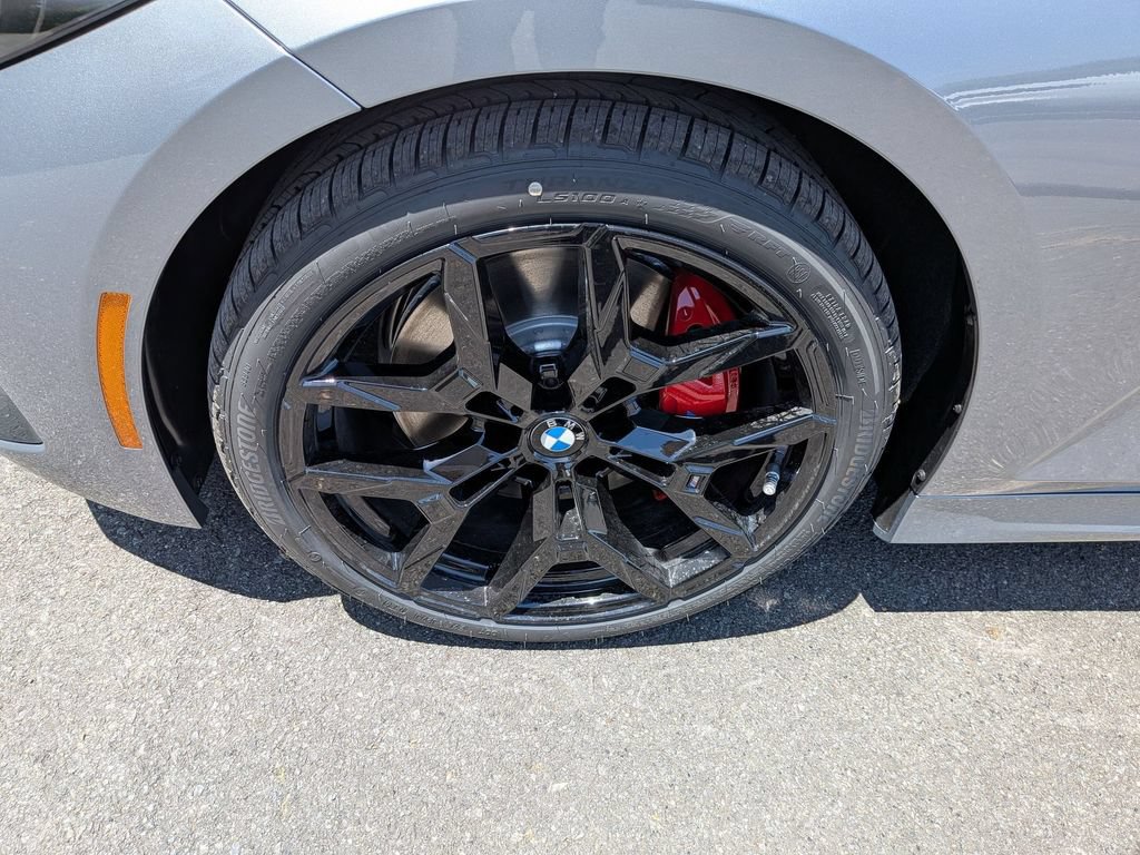 New 2026 BMW 330i xDrive Sedan w/ M Sport Package AWD/4WD image 26