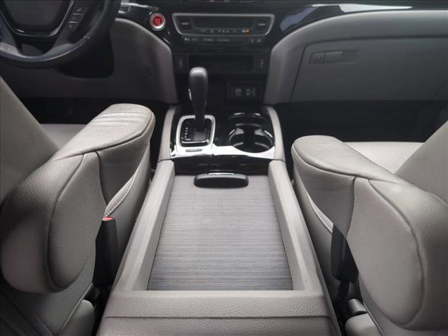 Used 2017 Honda Ridgeline RTL-E image 19