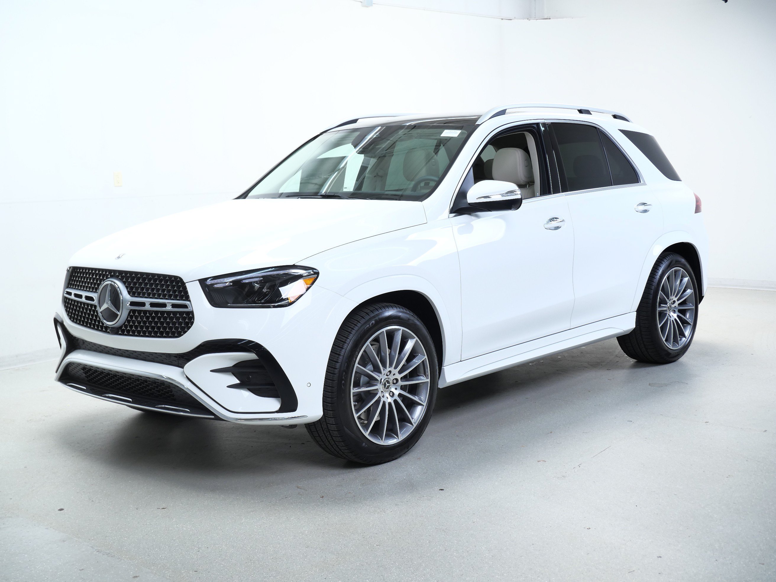 New 2026 Mercedes-Benz GLE 350 4MATIC image 4