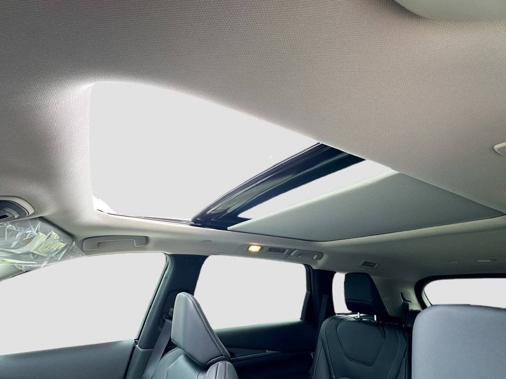 New 2027 INFINITI QX60 Luxe w/ Cargo Package FWD image 23