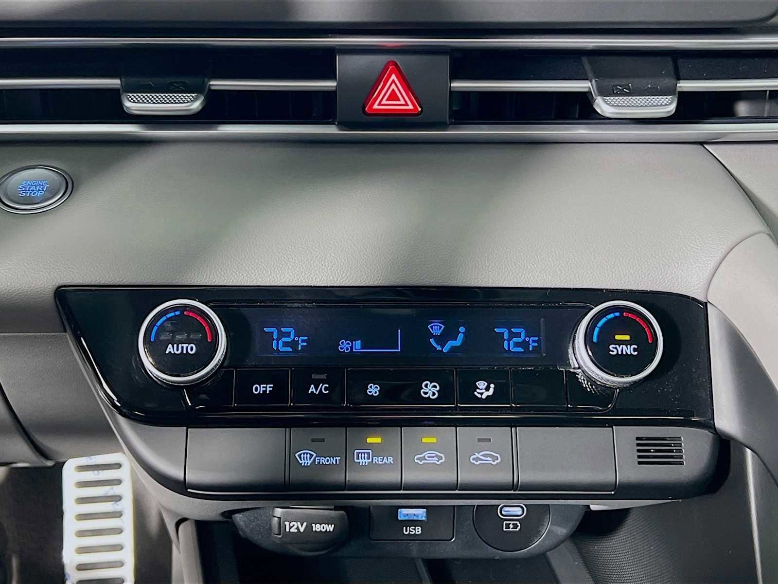 Certified 2025 Hyundai Elantra Sport image 10