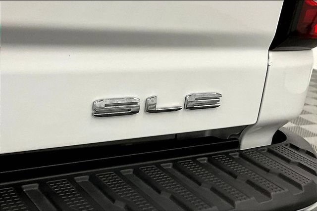 Used 2024 GMC Sierra 3500 SLE w/ SLE Convenience Package AWD/4WD image 9