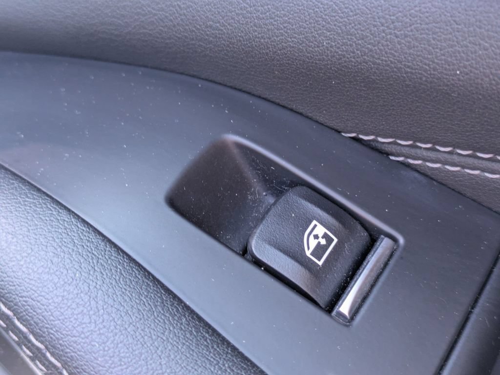 Used 2024 BMW X5 sDrive40i RWD image 44