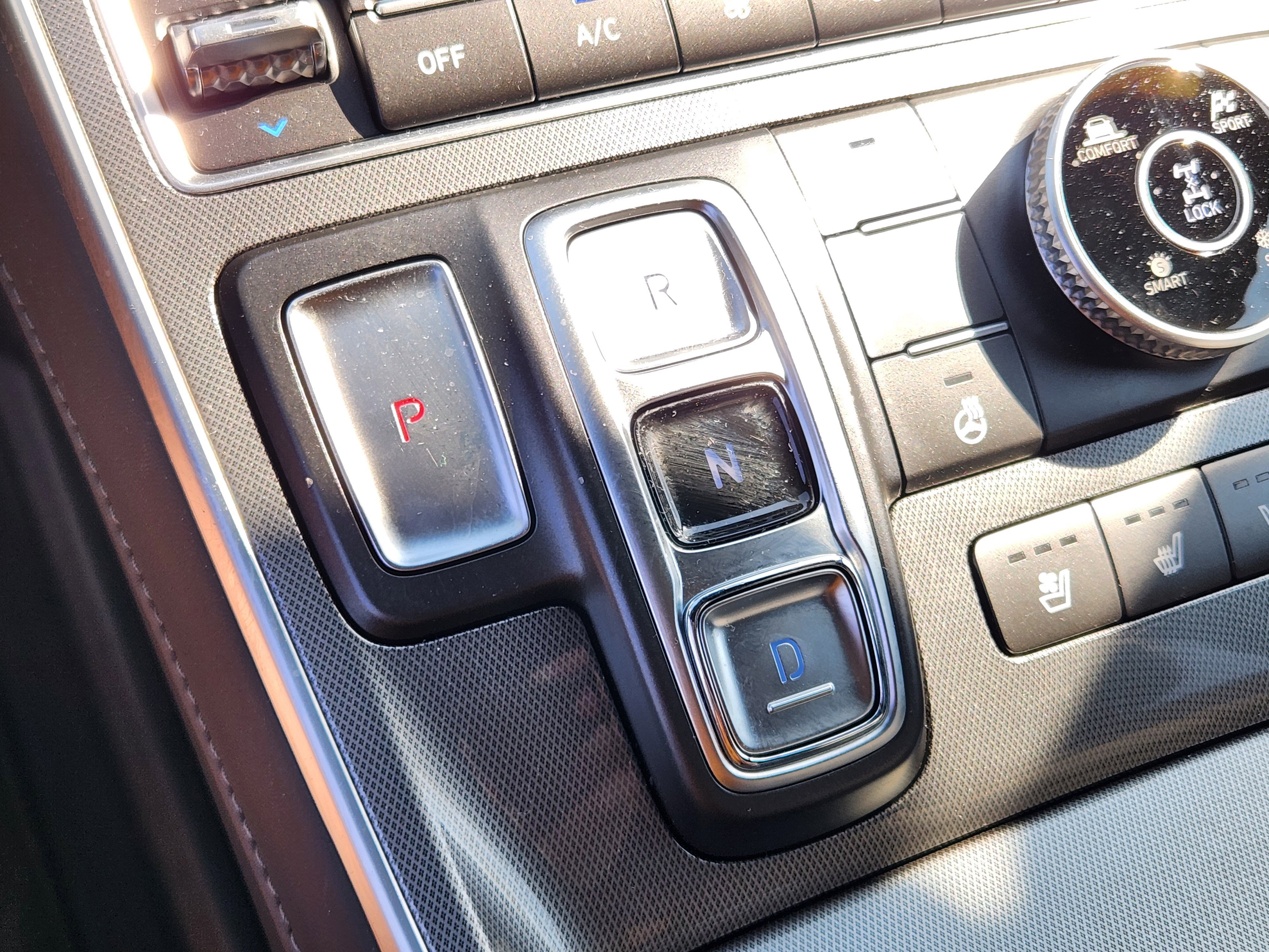 Used 2023 Hyundai Santa Fe Calligraphy image 22