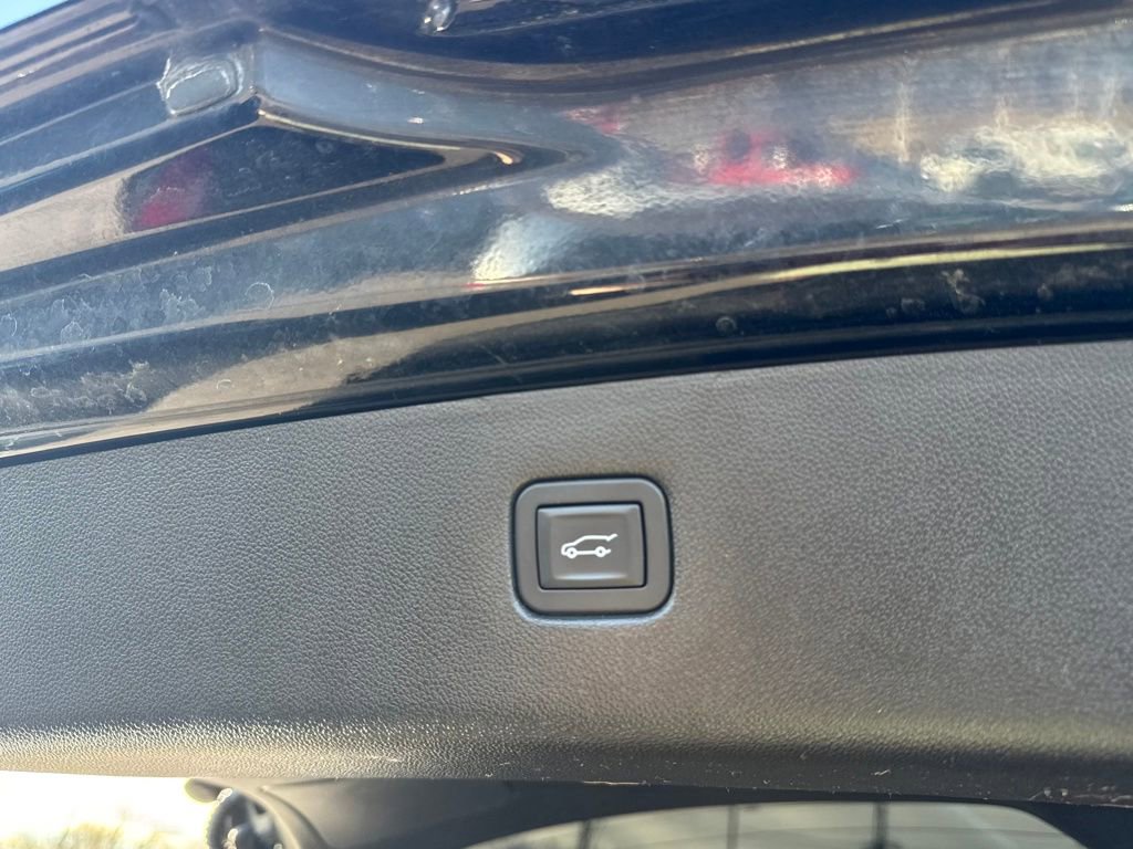 Used 2020 Chevrolet Blazer RS image 3