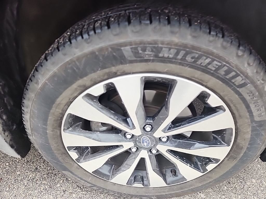 Used 2015 Subaru Outback 2.5i Limited w/ Popular Package #4 image 3