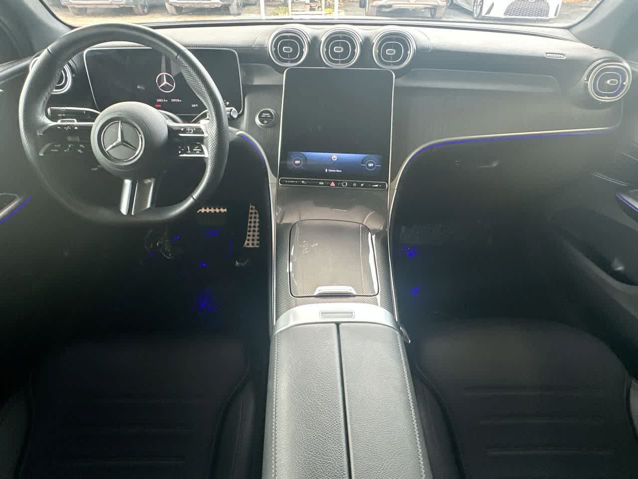 Used 2025 Mercedes-Benz GLC 300 4MATIC w/ AMG Line image 24