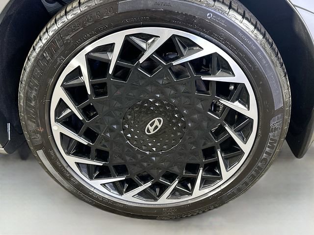 Used 2023 Hyundai Ioniq 5 Limited image 33