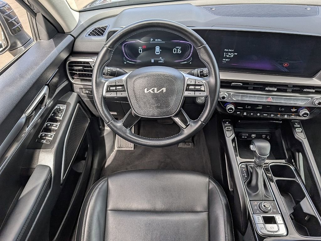 Used 2025 Kia Telluride S image 23