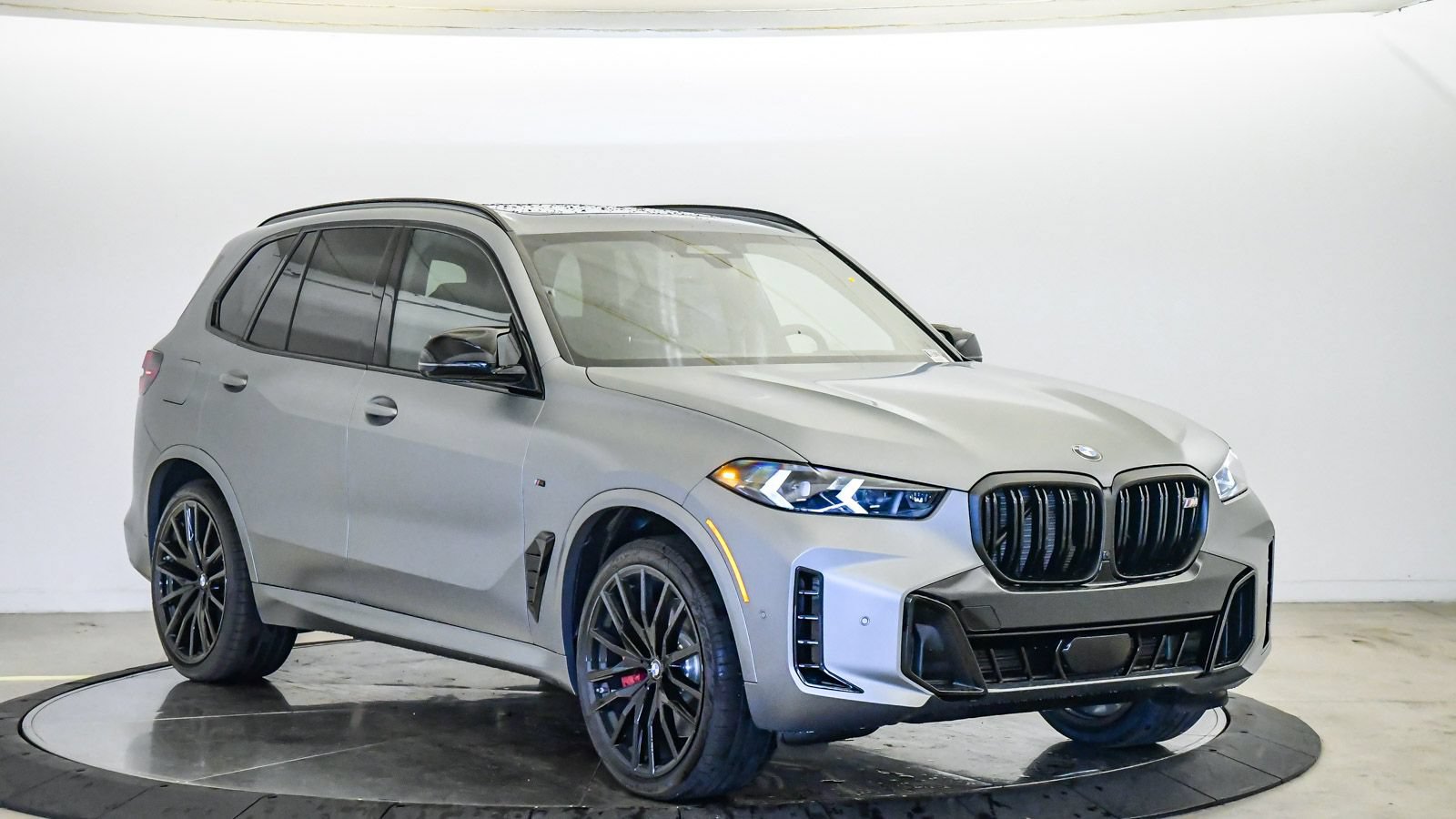 New 2026 BMW X5 M60i AWD/4WD image 6