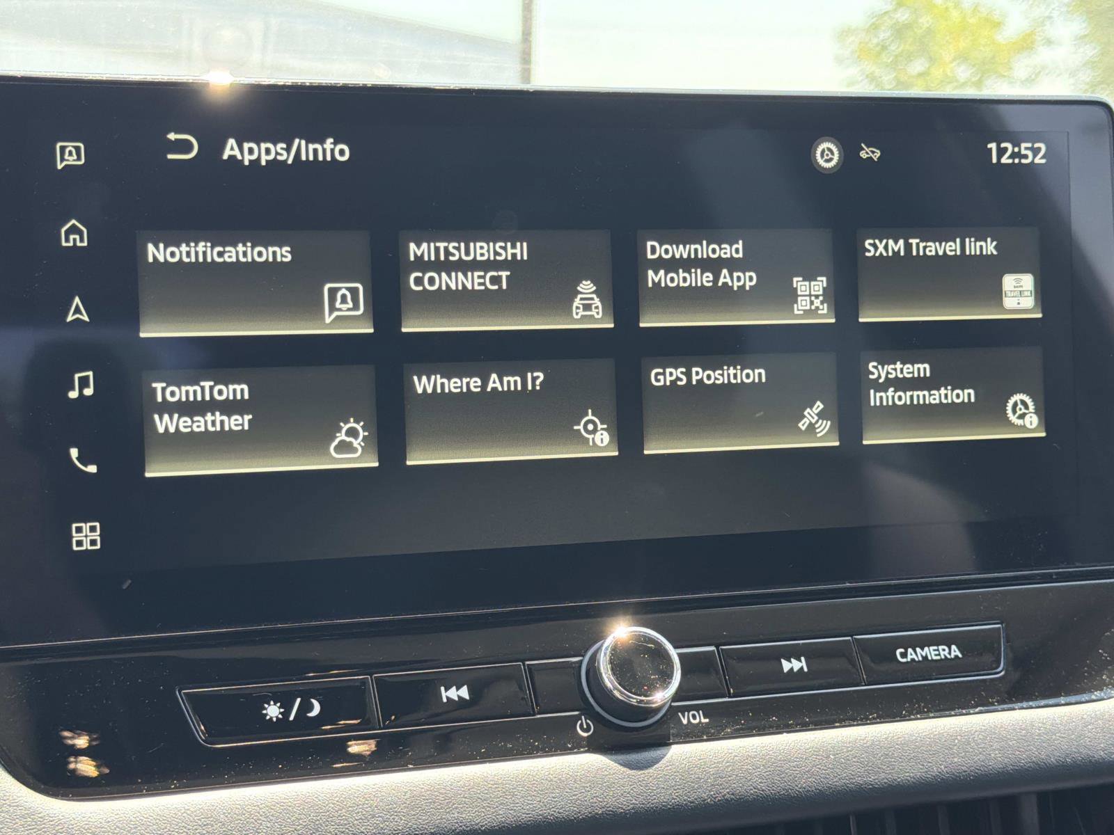 Used 2025 Mitsubishi Outlander SE FWD image 14