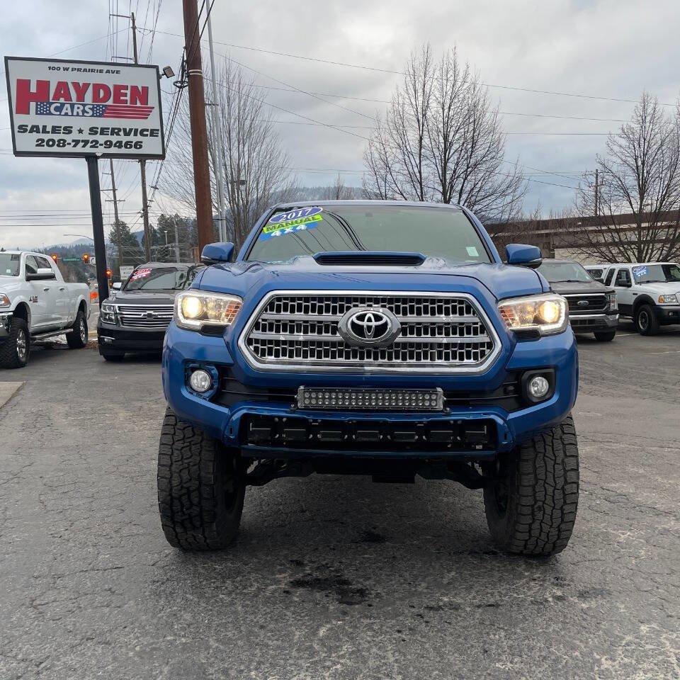 Used 2017 Toyota Tacoma TRD Sport image 8