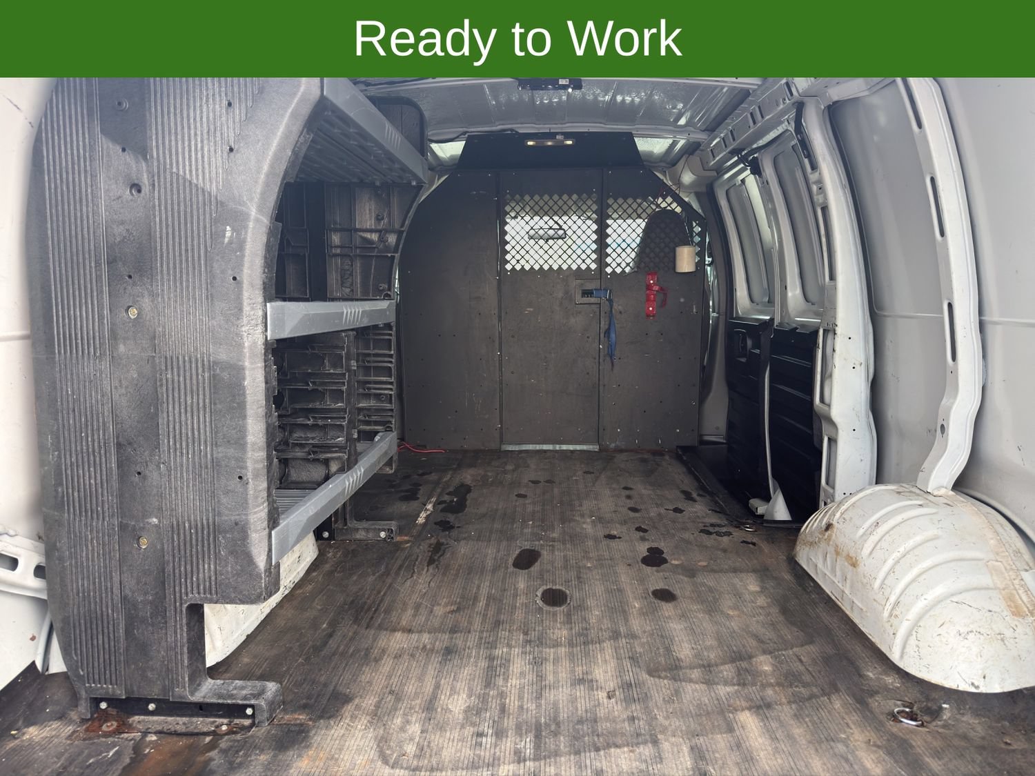 Used 2018 Chevrolet Express 2500 w/ Driver Convenience Package RWD image 25