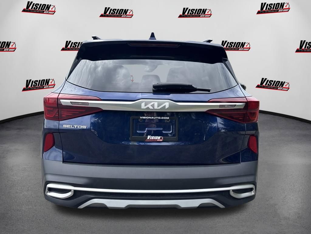 Used 2023 Kia Seltos EX AWD/4WD image 5