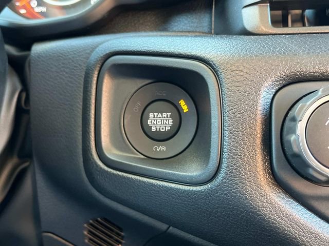 Used 2025 Jeep Wrangler Sport S image 20