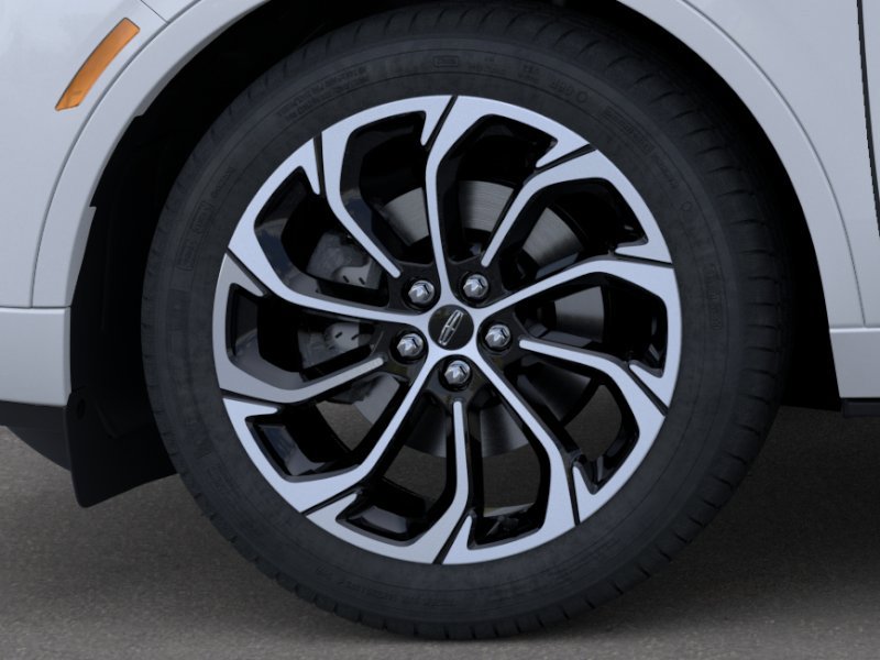 New 2026 Lincoln Nautilus Reserve AWD/4WD image 19