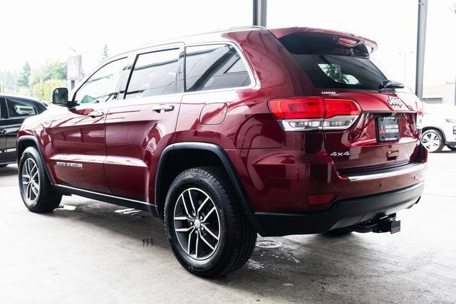 Used 2017 Jeep Grand Cherokee Limited w/ Luxury Group II AWD/4WD image 4